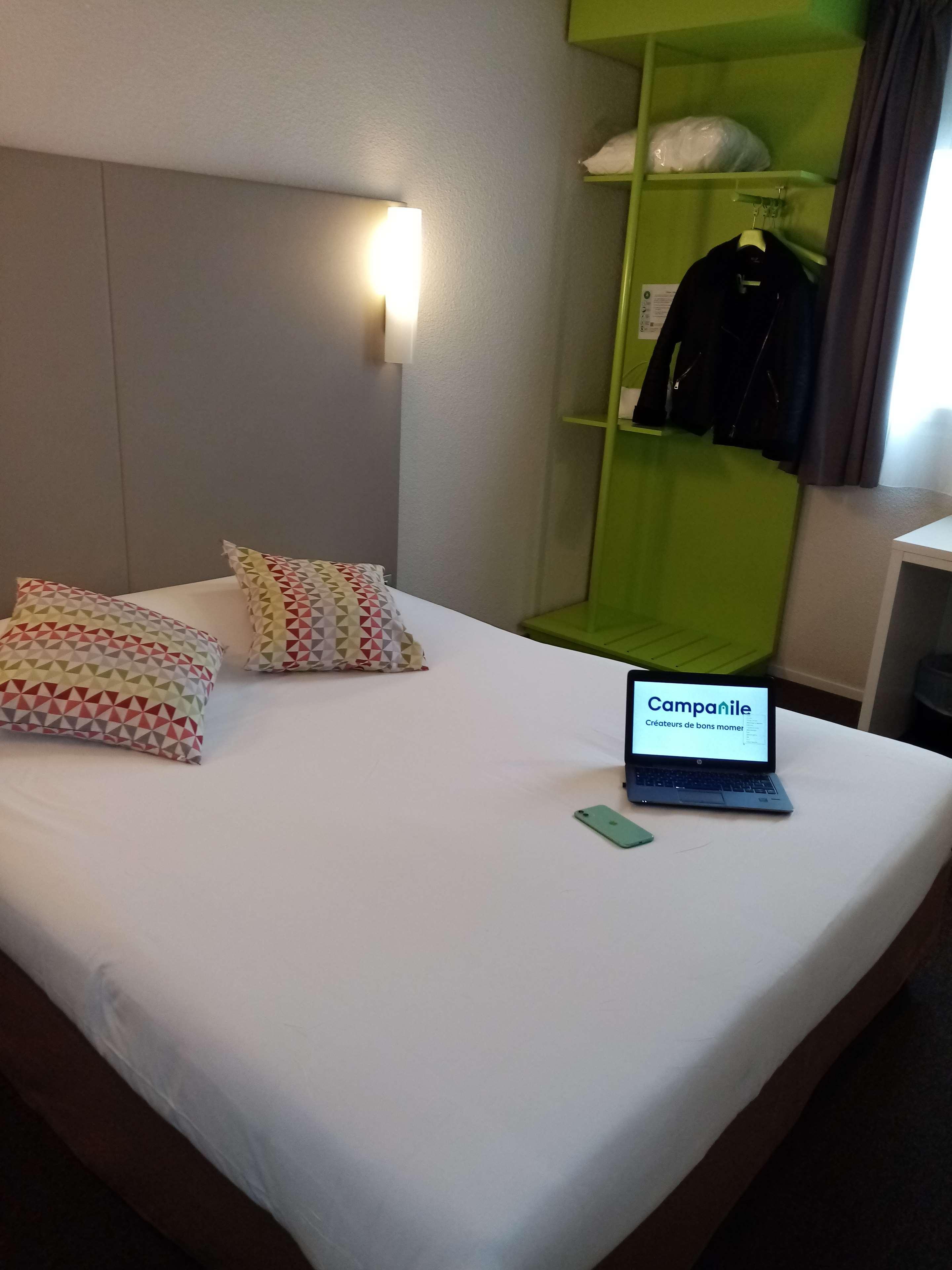 Hotel Campanile Argenteuil Exterior foto